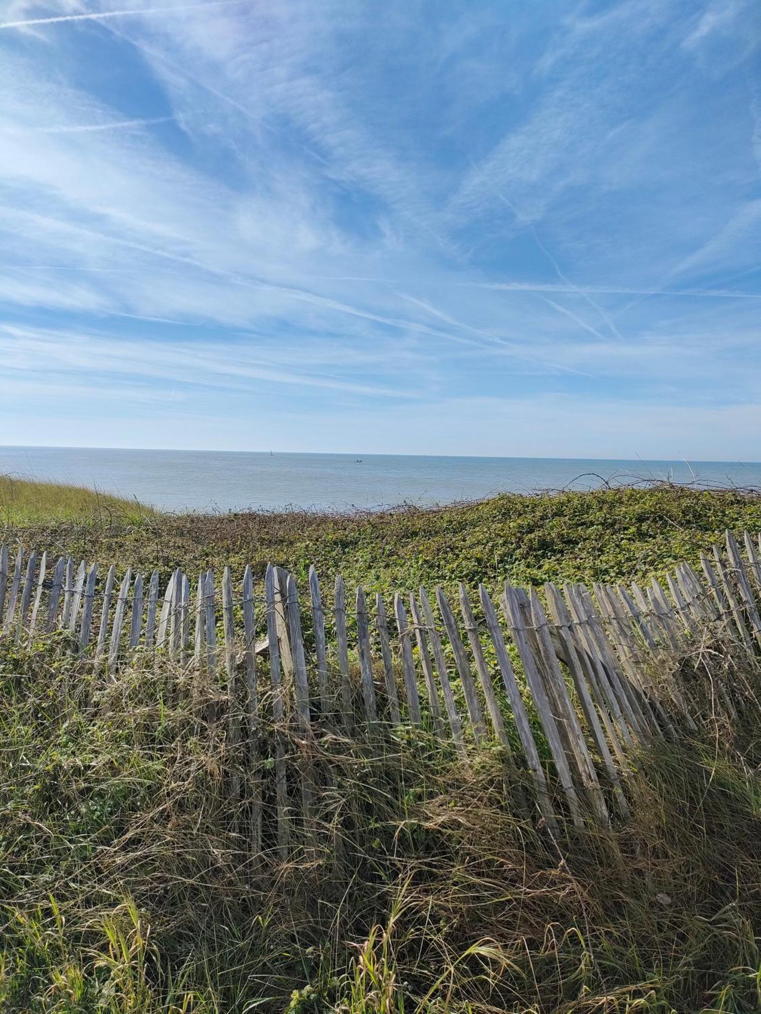 Les Terrasses Du Chateau Barneville-Carteret Eksteriør bilde