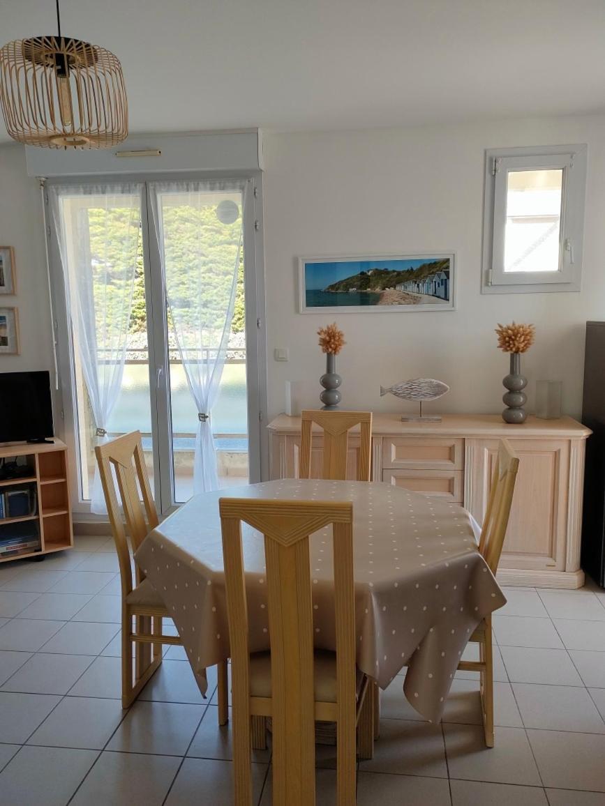 Les Terrasses Du Chateau Barneville-Carteret Eksteriør bilde